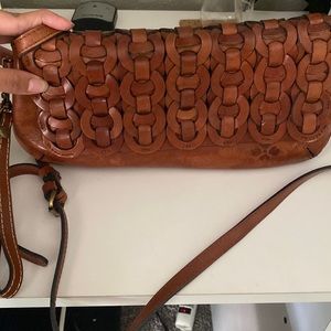 PATRICIA NASH
Women's Baku Medium Clutch Crossbody Bag